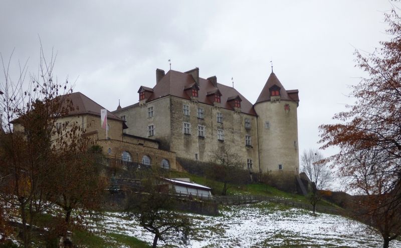 LE-CHATEAU-DE-GRUYERES-12.jpg